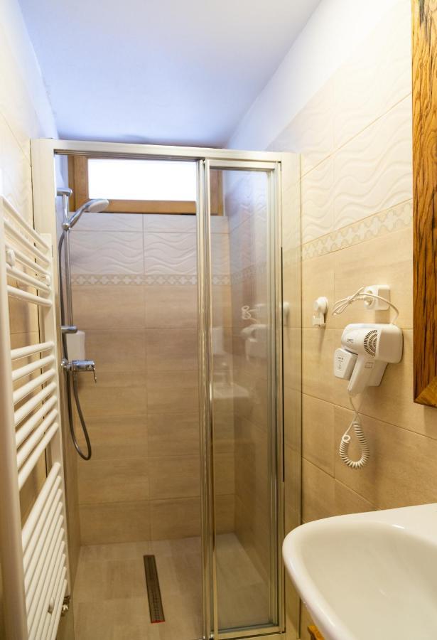 Stone Way Apartment Sibiu Buitenkant foto