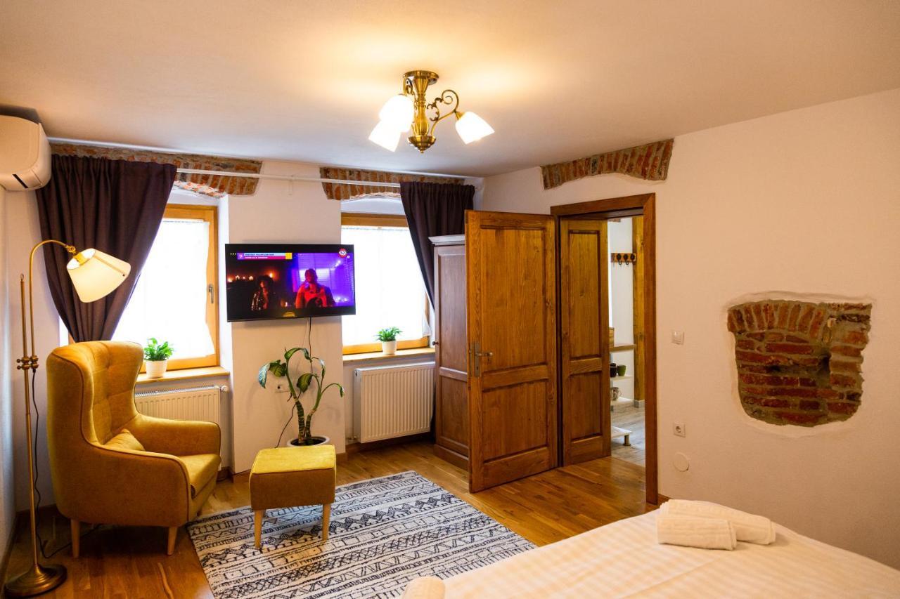 Stone Way Apartment Sibiu Buitenkant foto