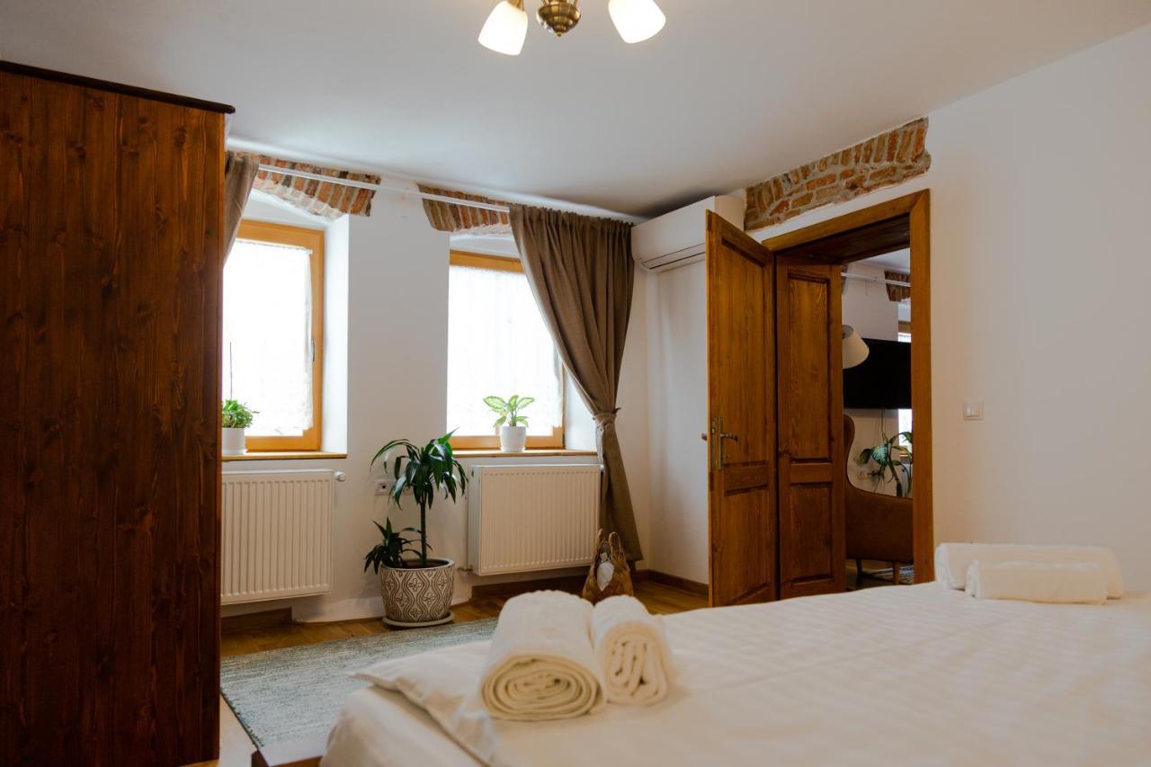 Stone Way Apartment Sibiu Buitenkant foto