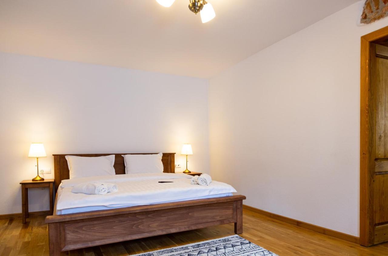 Stone Way Apartment Sibiu Buitenkant foto