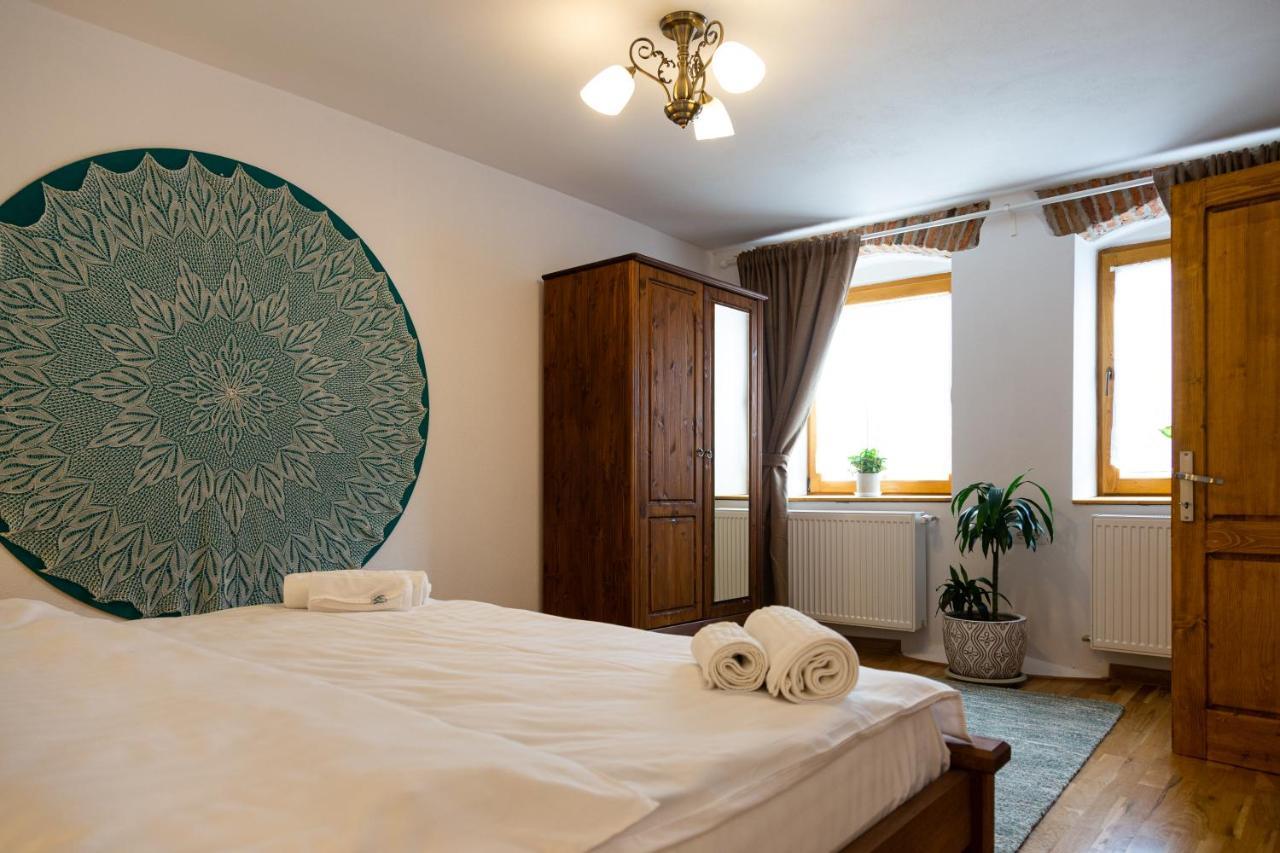 Stone Way Apartment Sibiu Buitenkant foto